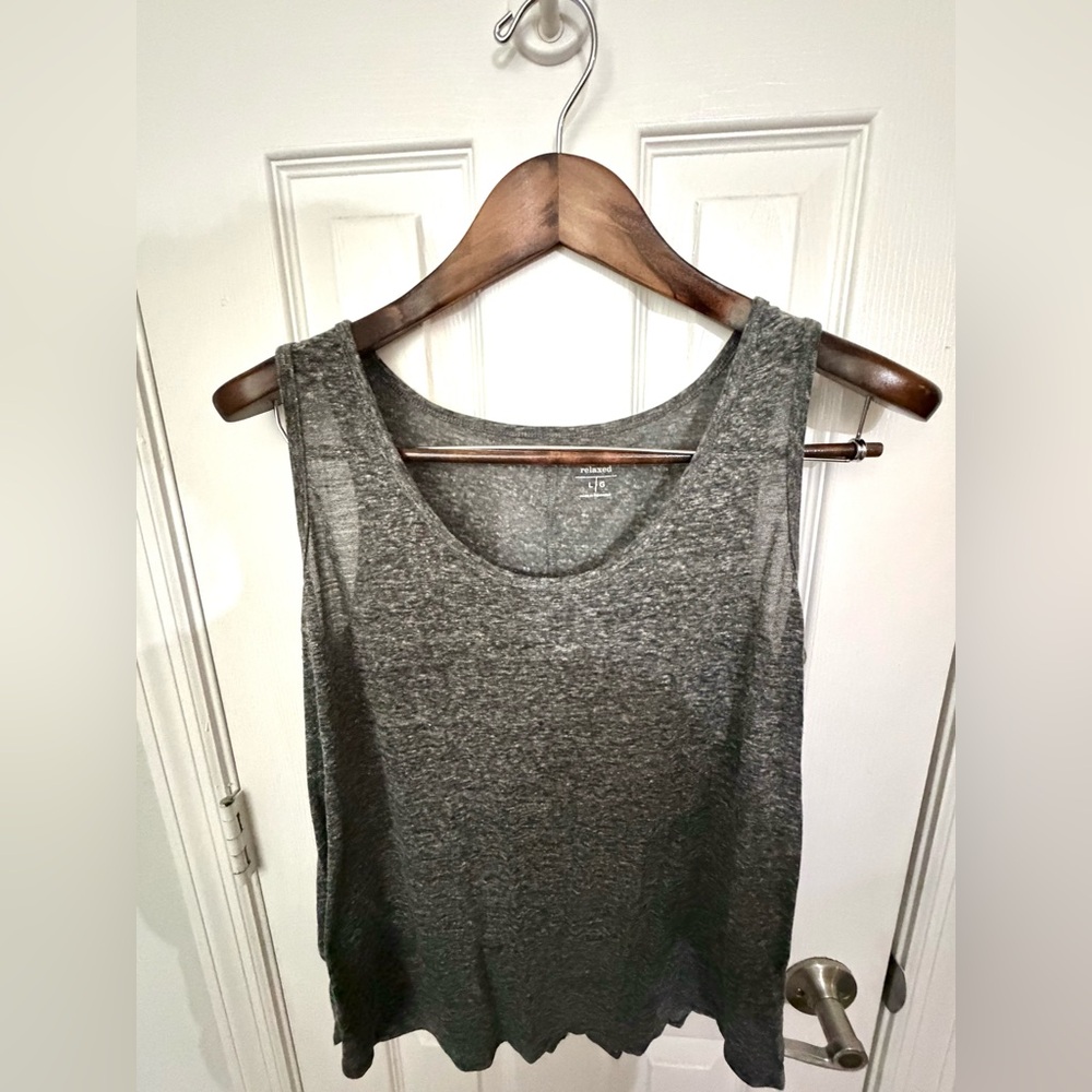 Old Navy Heathered Gray Scoop Neck Tank Top